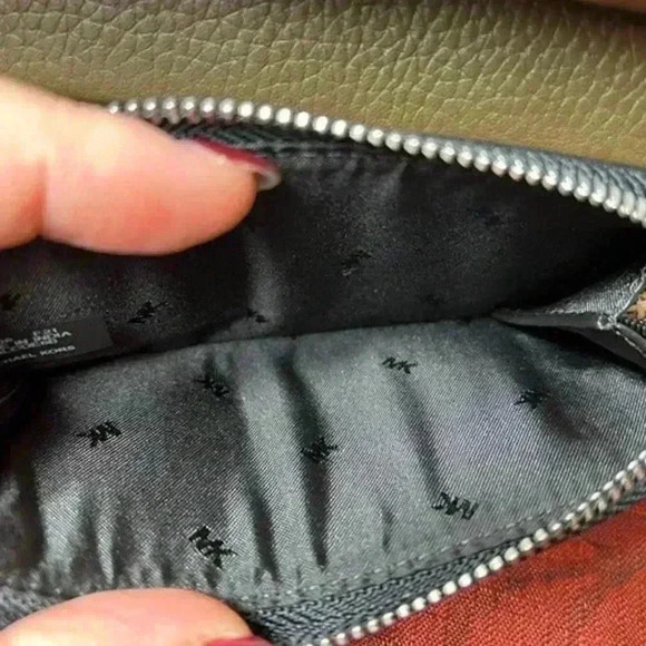 Michael Kors Mens Wallet Cooper Logo Zip-Around Wallet Olive Multi - Picture 4 of 4